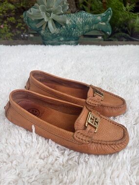 Tory Burch Cognac Leather Moccasin Loafers with Gold Logo